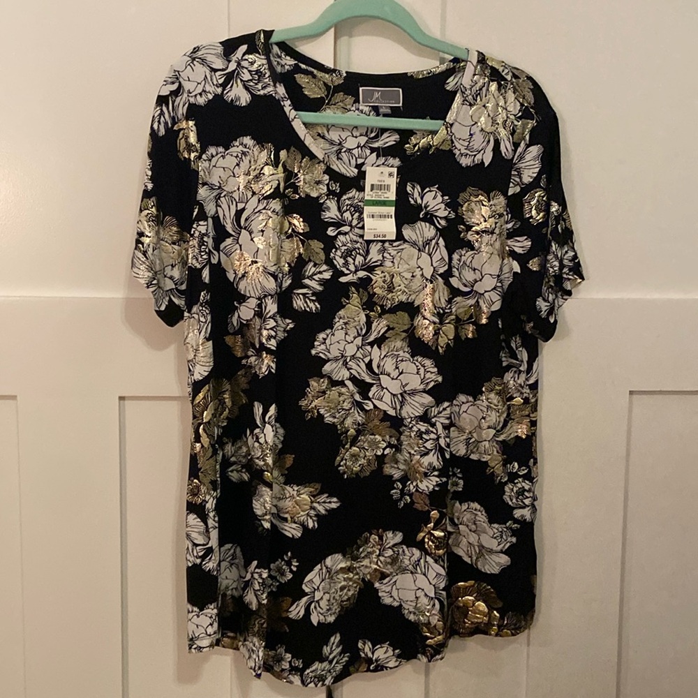 Brand new women’s blouse